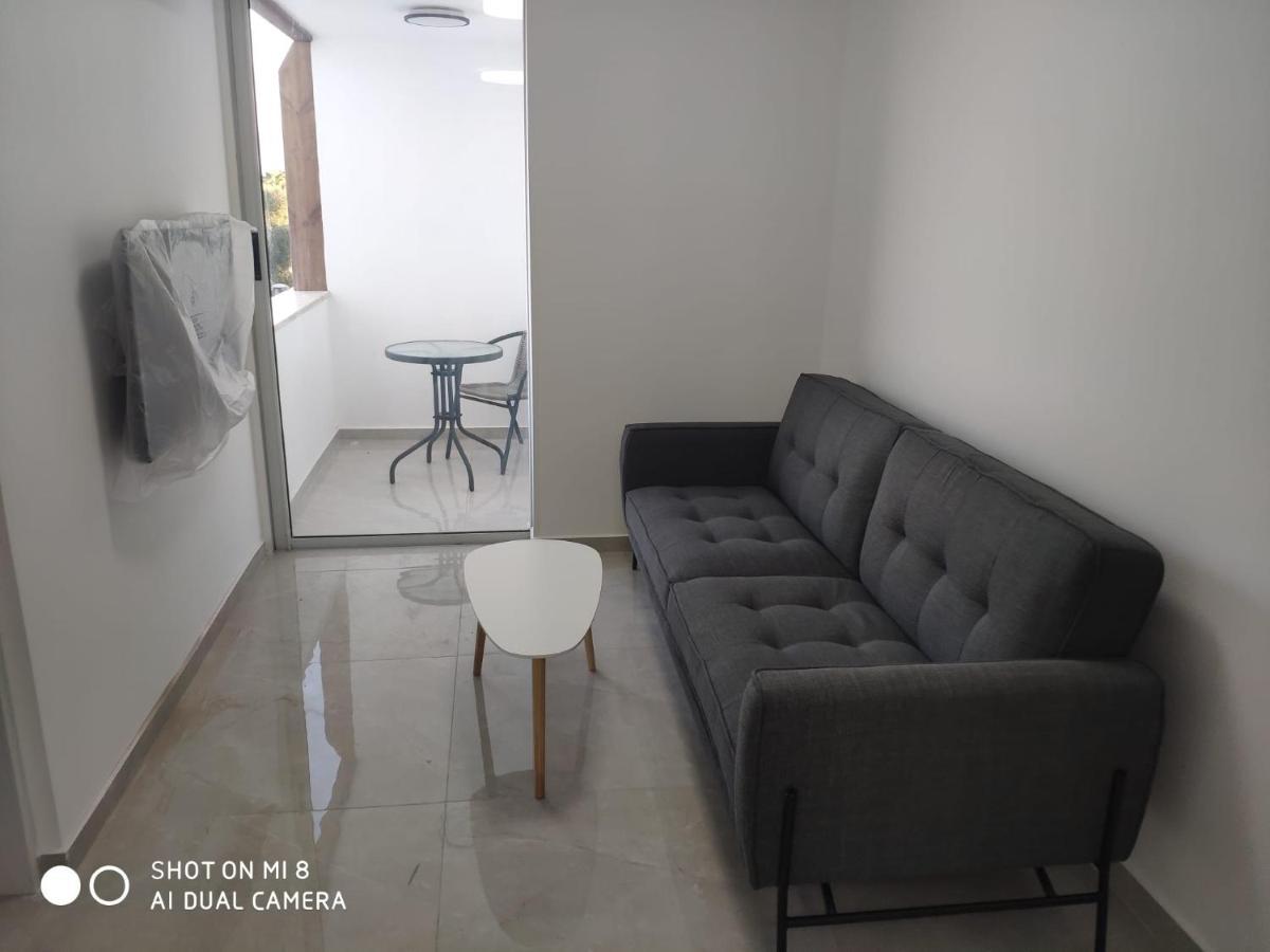 המקום הנפלא של אתי ולילך Apartamento Eilat Exterior foto